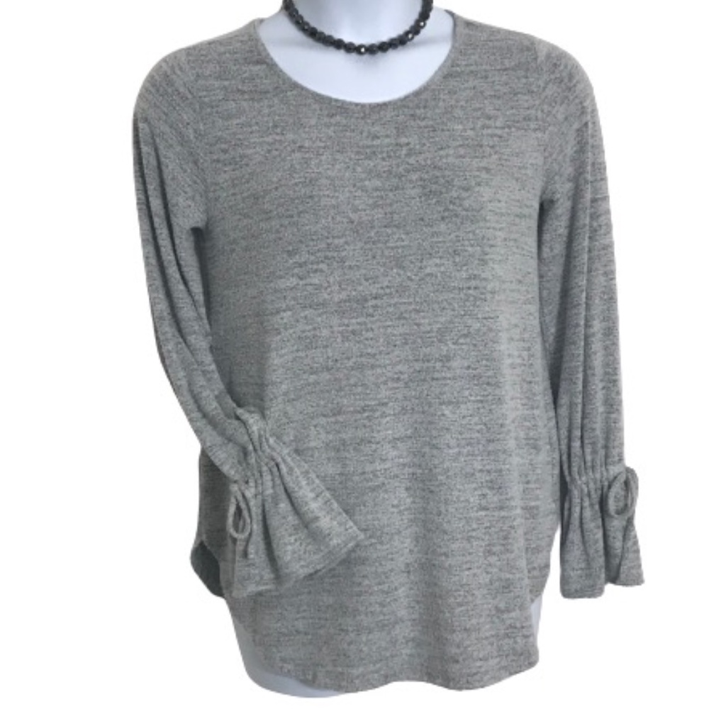 Gap Maternity Soft Grey Ruffle Cuff Sleeve Medium